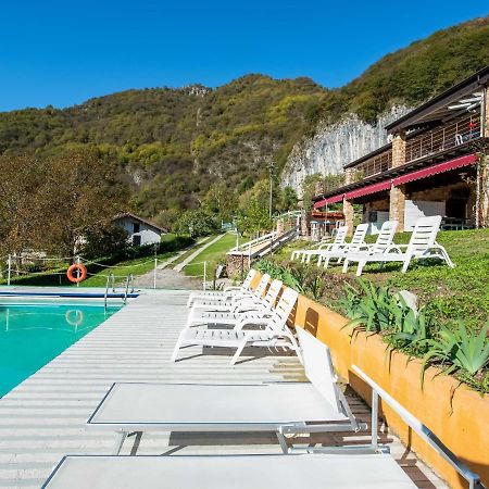Beautiful Chalet With Swimming Pool In Lombardy Villa Marone Exteriör bild